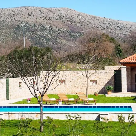 Apartment Antonija - Four-bedroom With Terrace And Private Pool